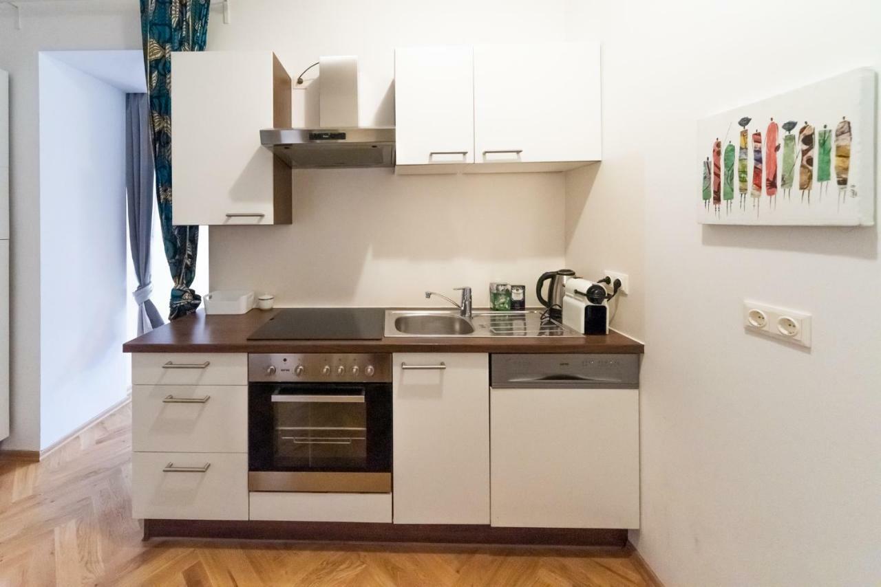 Prater Studio Next Fair, Un, Wu And City Center Appartement Wenen Buitenkant foto