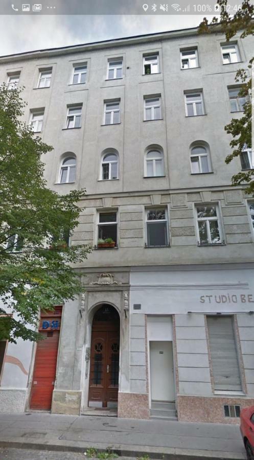 Prater Studio Next Fair, Un, Wu And City Center Appartement Wenen Buitenkant foto